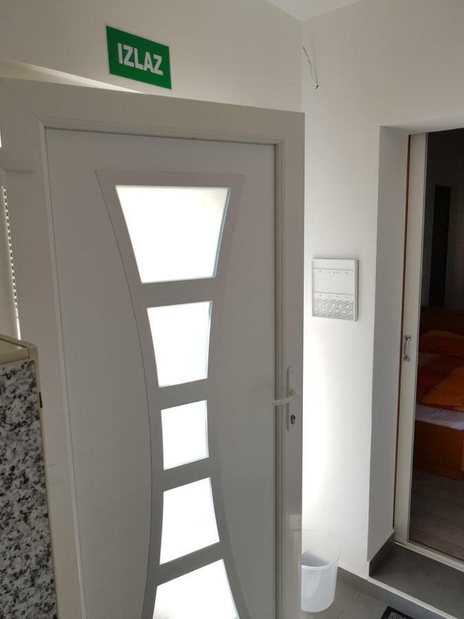 Apartment Brigitte Vrsi Zewnętrze zdjęcie